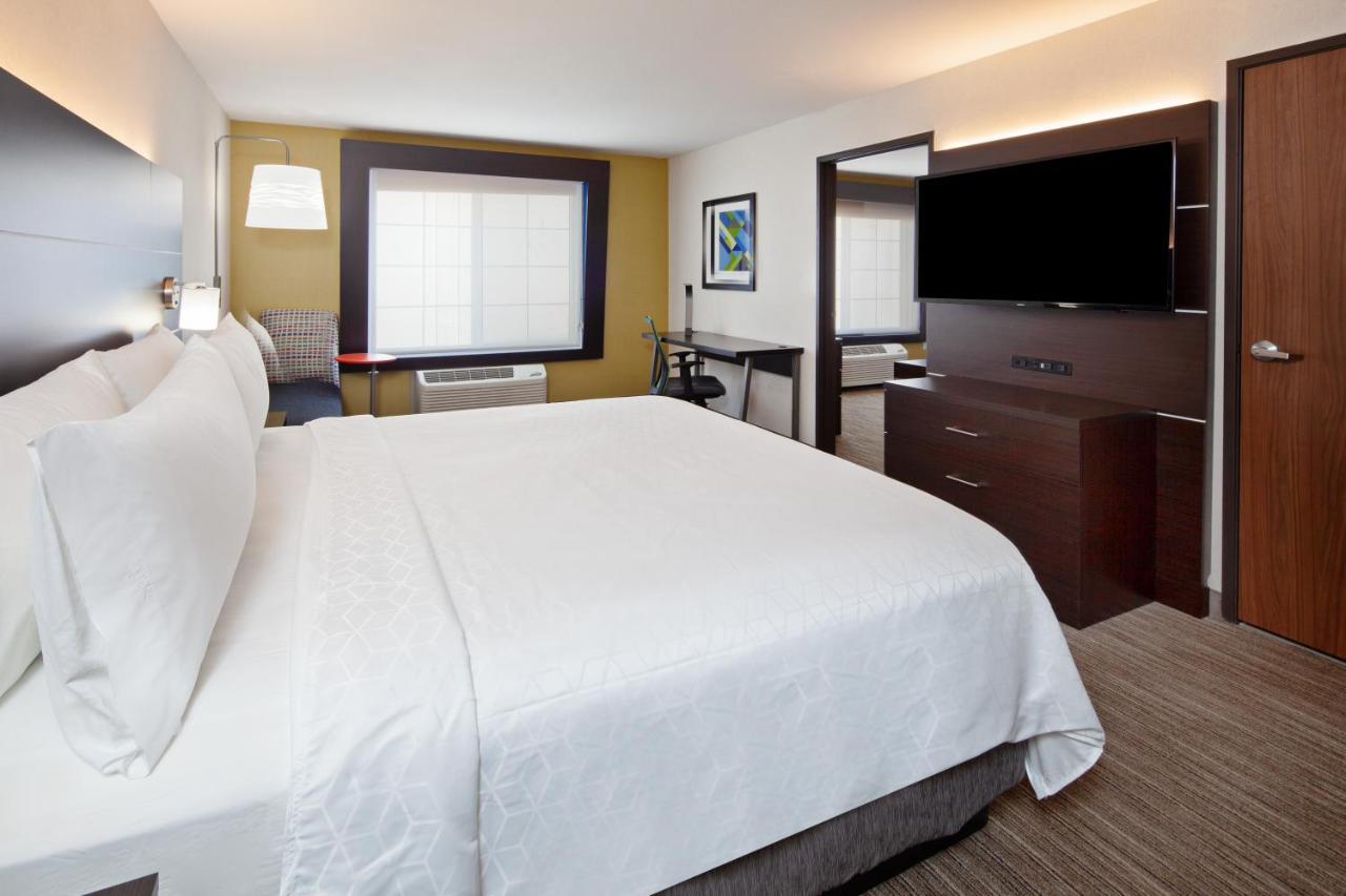 Holiday Inn Express & Suites Oakland - Airport By Ihg Εξωτερικό φωτογραφία