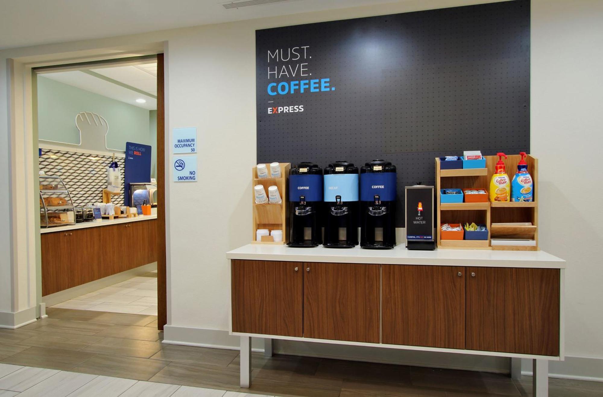 Holiday Inn Express & Suites Oakland - Airport By Ihg Εξωτερικό φωτογραφία