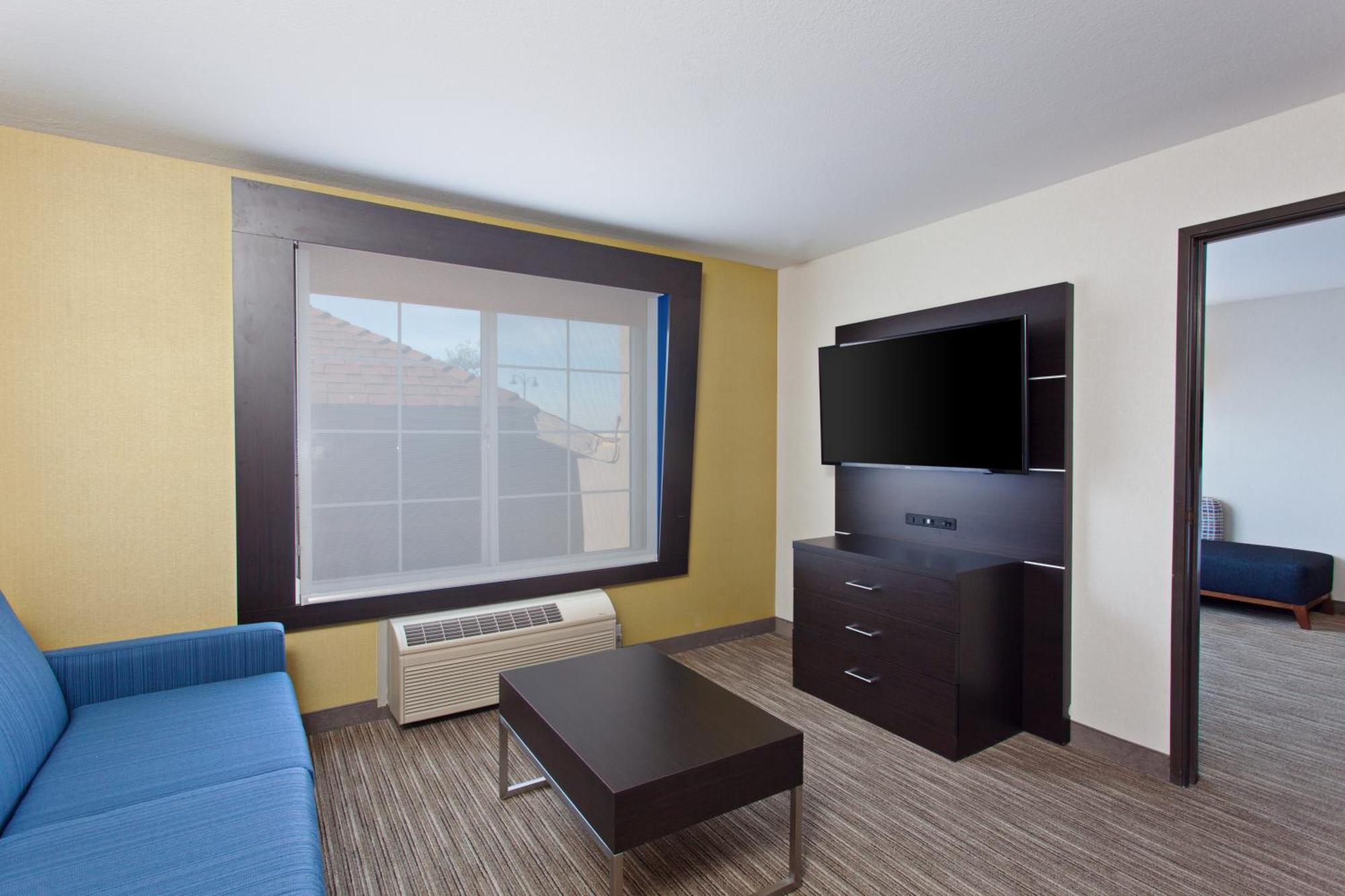 Holiday Inn Express & Suites Oakland - Airport By Ihg Εξωτερικό φωτογραφία