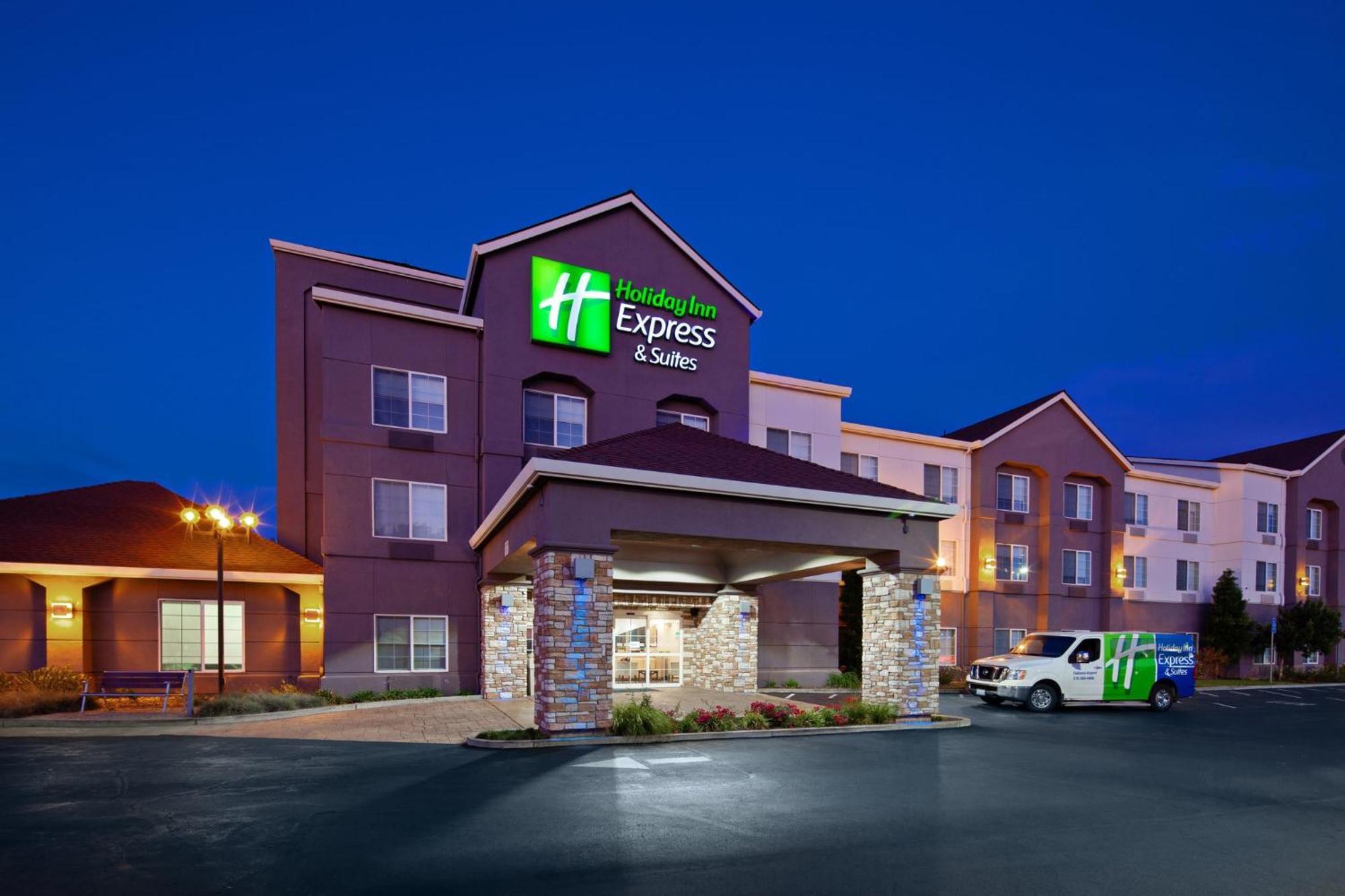 Holiday Inn Express & Suites Oakland - Airport By Ihg Εξωτερικό φωτογραφία
