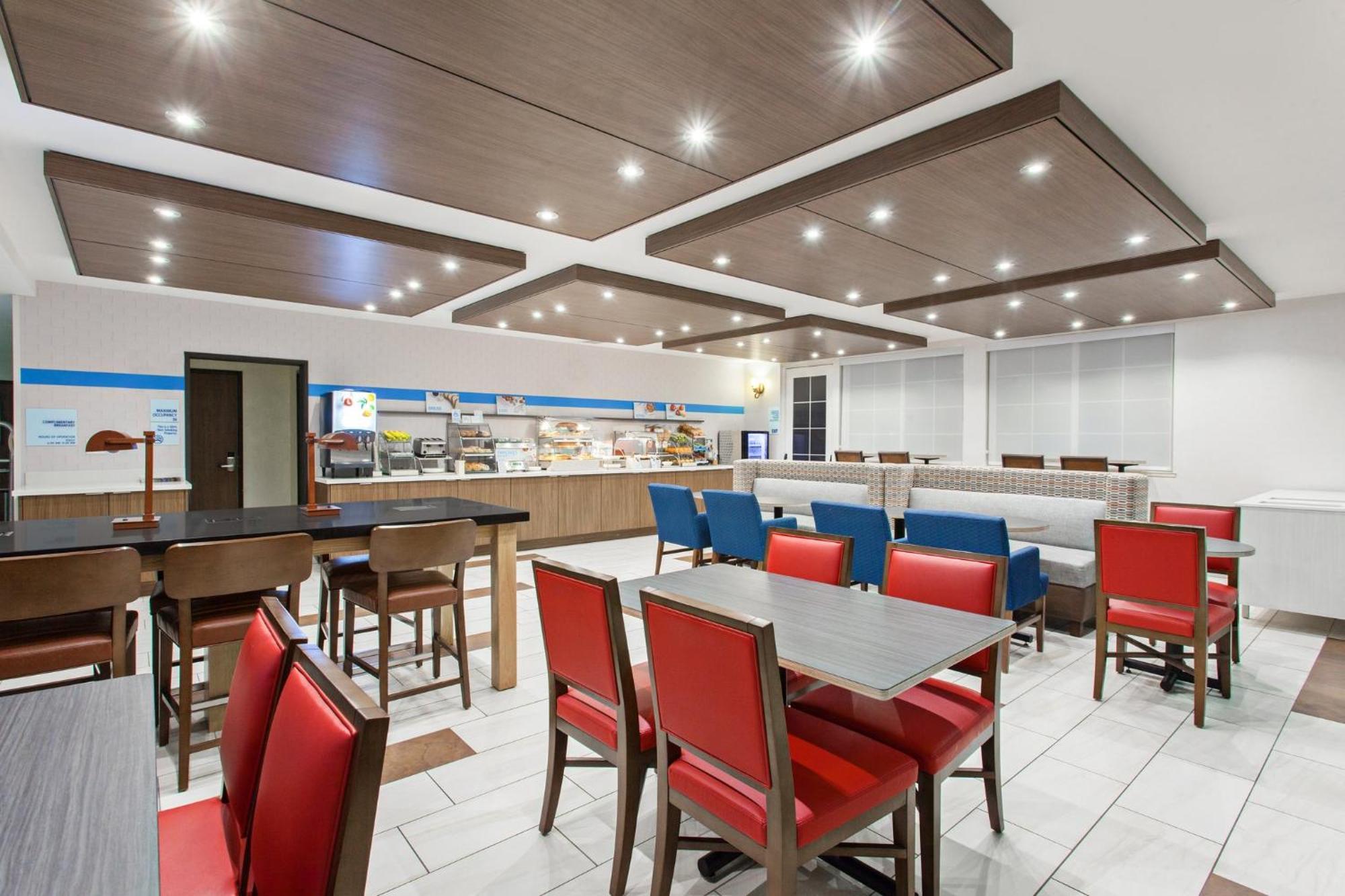 Holiday Inn Express & Suites Oakland - Airport By Ihg Εξωτερικό φωτογραφία